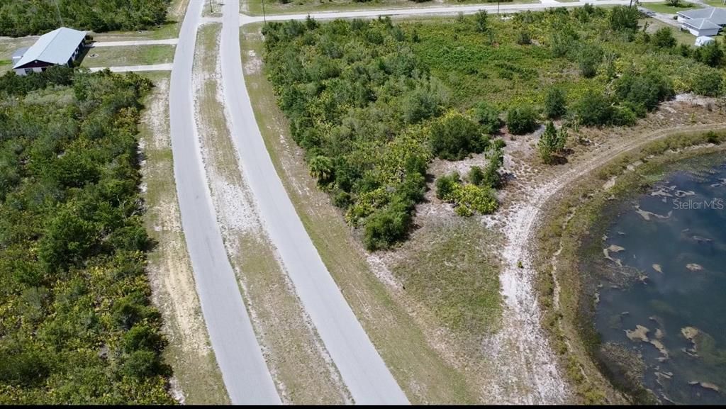 待售: $120,000 (0.99 acres)