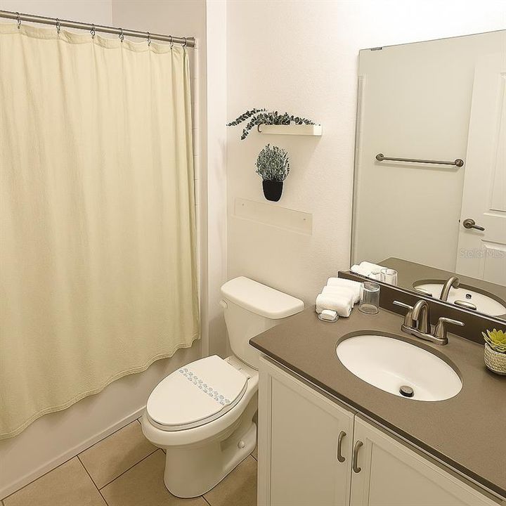 For Sale: $680,000 (5 beds, 5 baths, 2996 Square Feet)