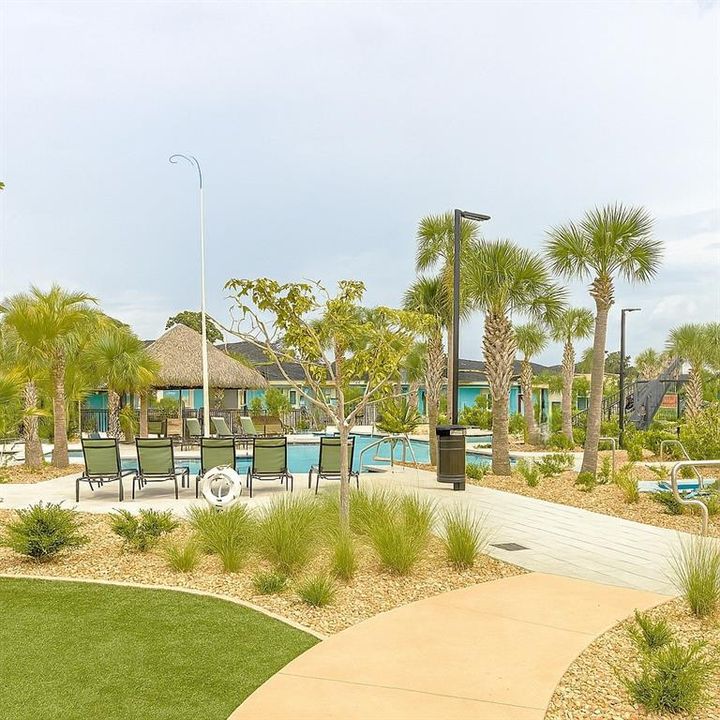 For Sale: $680,000 (5 beds, 5 baths, 2996 Square Feet)