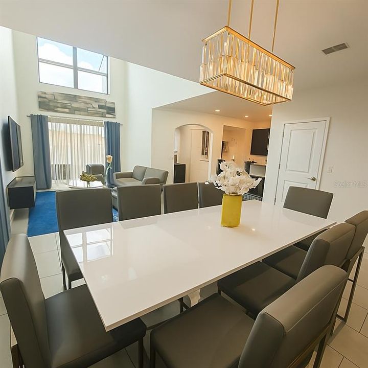 For Sale: $680,000 (5 beds, 5 baths, 2996 Square Feet)