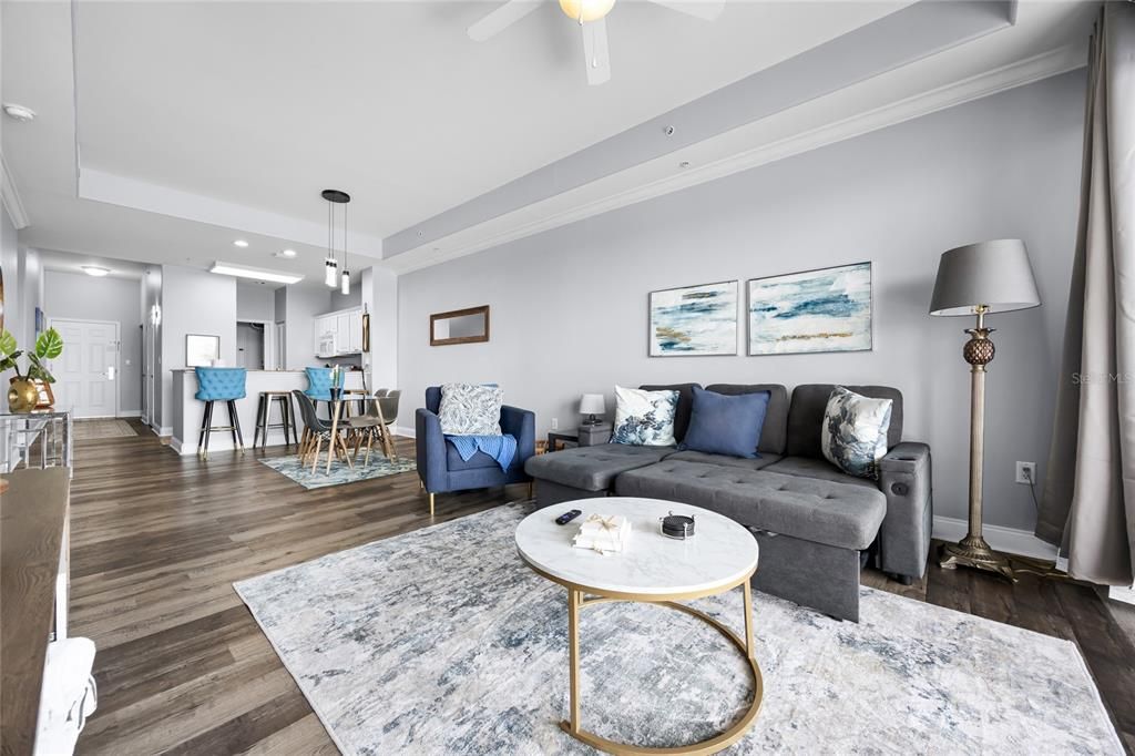 En Venta: $369,000 (2 camas, 2 baños, 1165 Pies cuadrados)