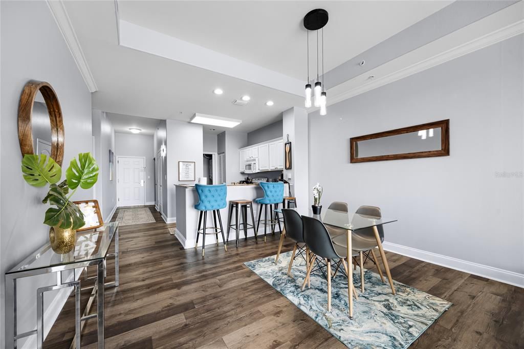 En Venta: $369,000 (2 camas, 2 baños, 1165 Pies cuadrados)