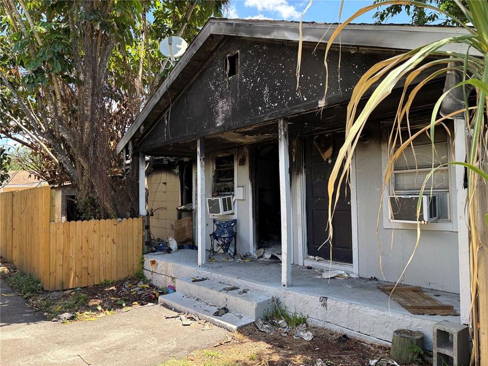 На продажу: $1,195,000 (9 спален, 0 ванн, 6450 Квадратных фут)