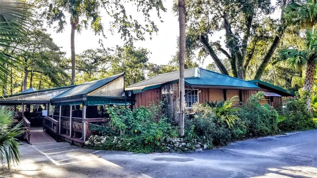 Activo con contrato: $17,999 (0.38 acres)