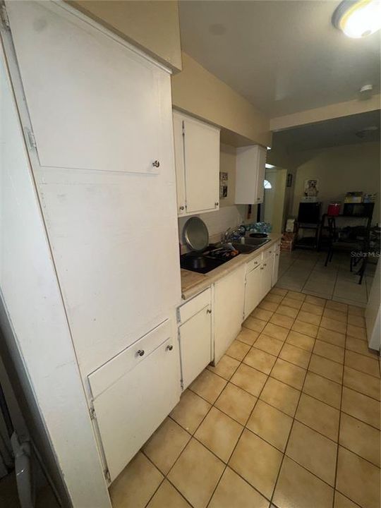 Под контрактом: $280,000 (3 спален, 2 ванн, 1318 Квадратных фут)