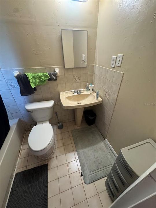 Под контрактом: $280,000 (3 спален, 2 ванн, 1318 Квадратных фут)