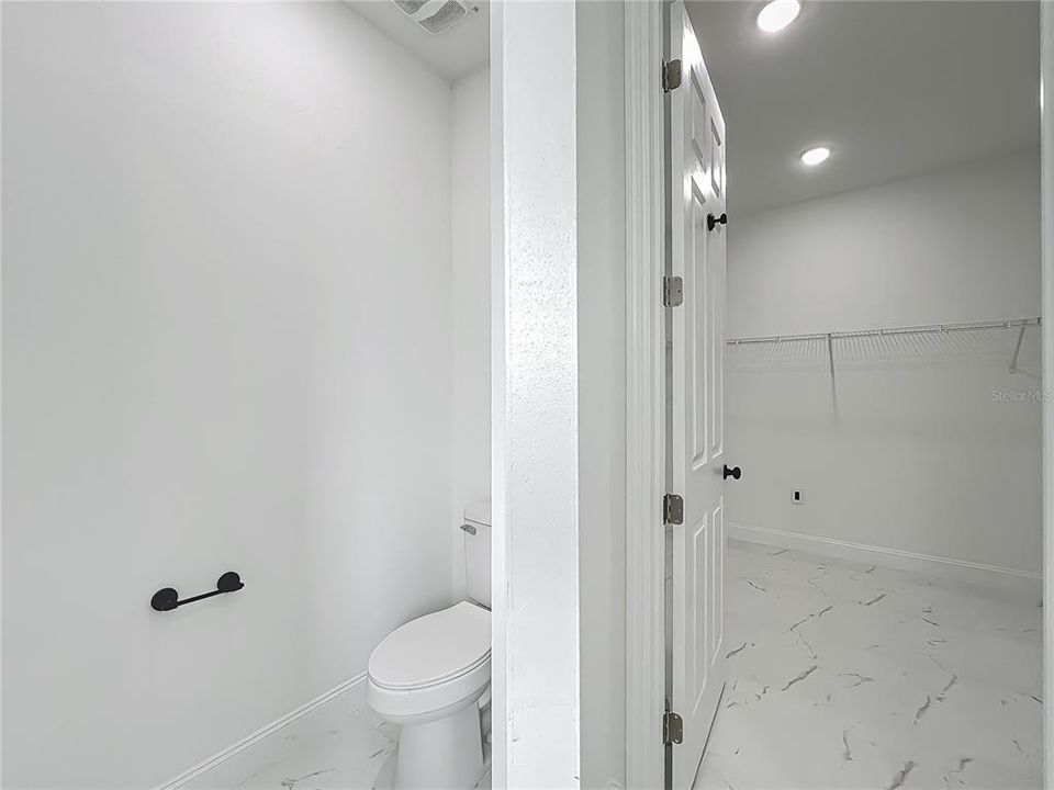 For Rent: $3,500 (4 beds, 2 baths, 2052 Square Feet)