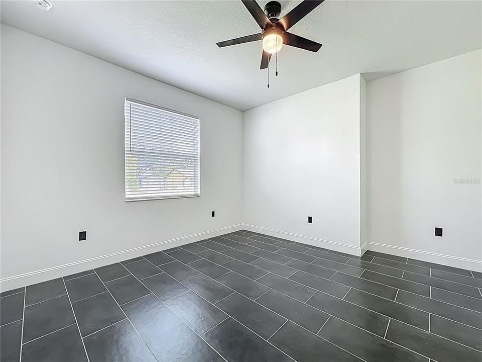 For Rent: $3,500 (4 beds, 2 baths, 2052 Square Feet)