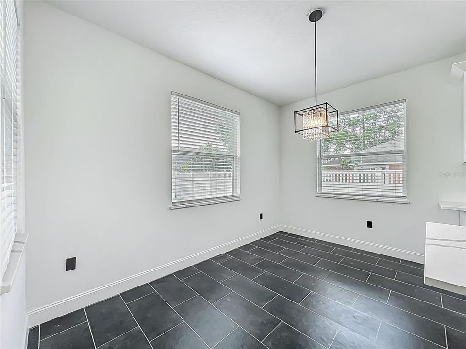 For Rent: $3,500 (4 beds, 2 baths, 2052 Square Feet)