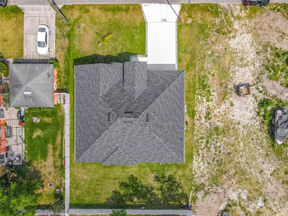 For Rent: $3,500 (4 beds, 2 baths, 2052 Square Feet)