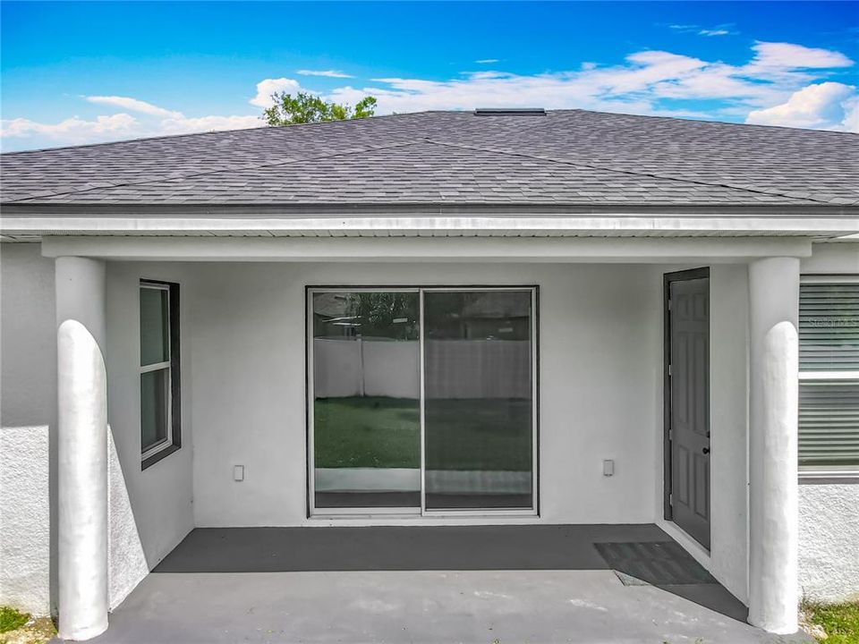 For Rent: $3,500 (4 beds, 2 baths, 2052 Square Feet)