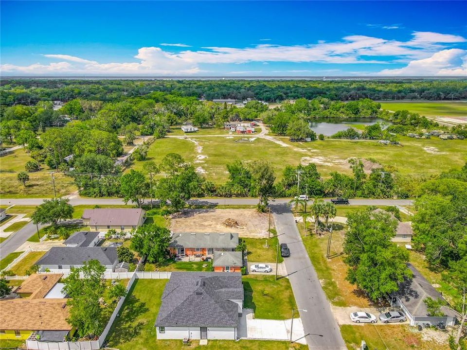 For Rent: $3,500 (4 beds, 2 baths, 2052 Square Feet)