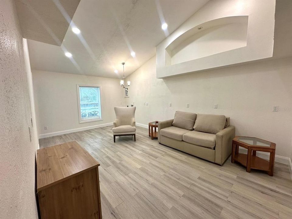 На продажу: $575,000 (4 спален, 3 ванн, 2232 Квадратных фут)