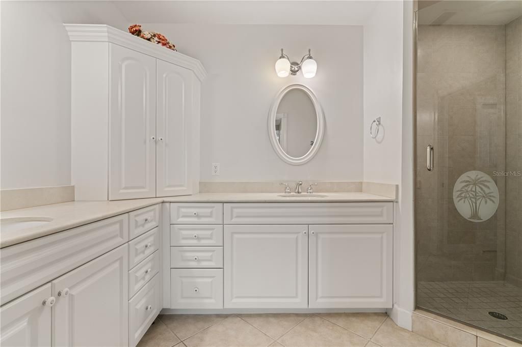 For Sale: $344,777 (2 beds, 2 baths, 1594 Square Feet)