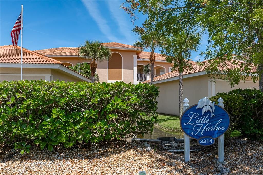 For Sale: $344,777 (2 beds, 2 baths, 1594 Square Feet)