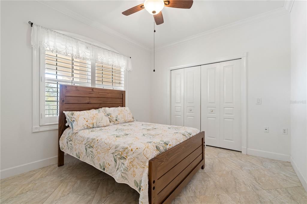 For Sale: $344,777 (2 beds, 2 baths, 1594 Square Feet)