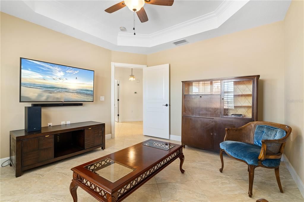 For Sale: $344,777 (2 beds, 2 baths, 1594 Square Feet)