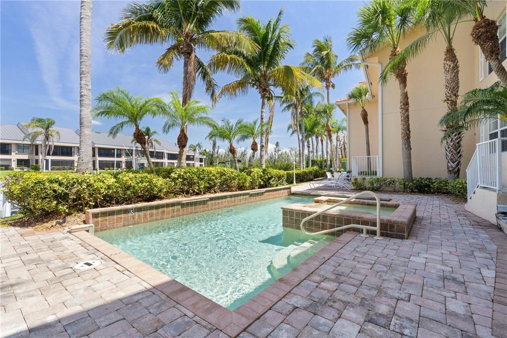 For Sale: $344,777 (2 beds, 2 baths, 1594 Square Feet)