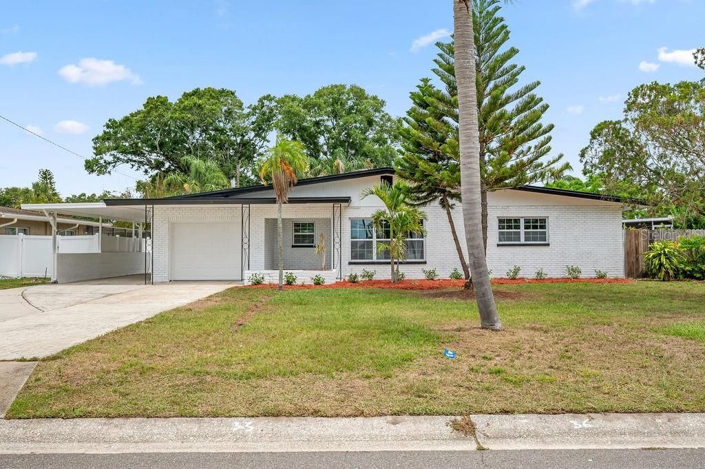 Vendido Recientemente: $379,900 (2 camas, 2 baños, 1265 Pies cuadrados)