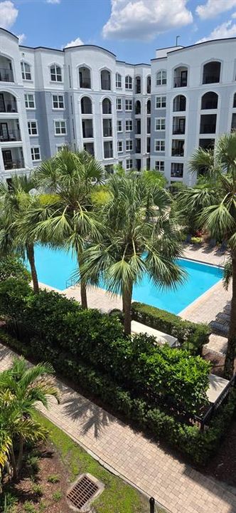 For Sale: $229,900 (2 beds, 2 baths, 1215 Square Feet)