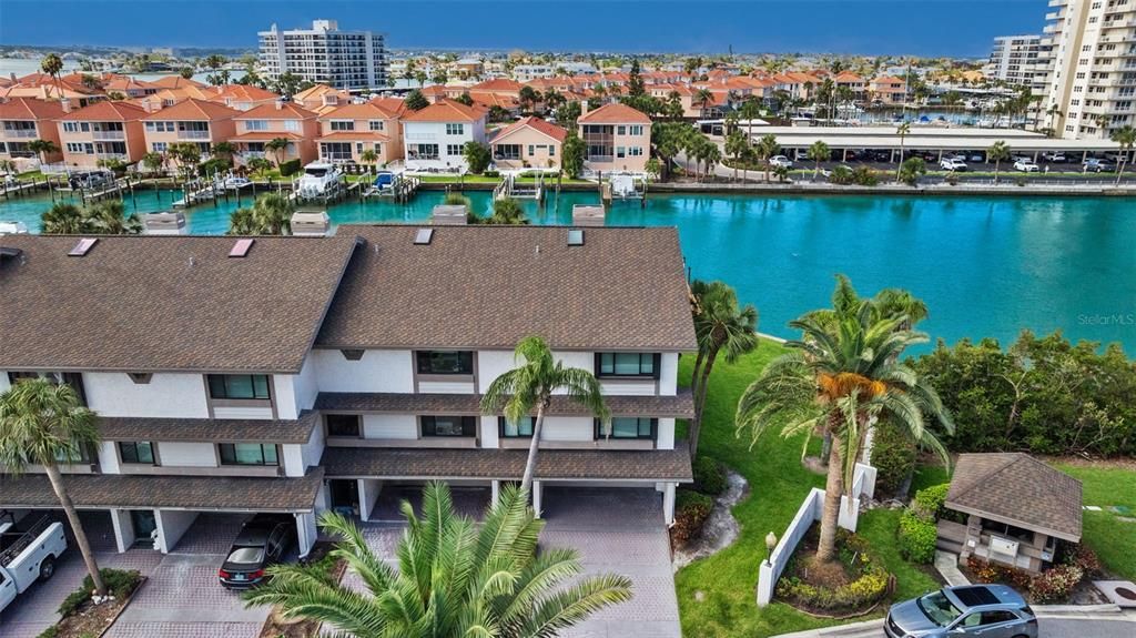 En Venta: $1,148,000 (4 camas, 3 baños, 2150 Pies cuadrados)