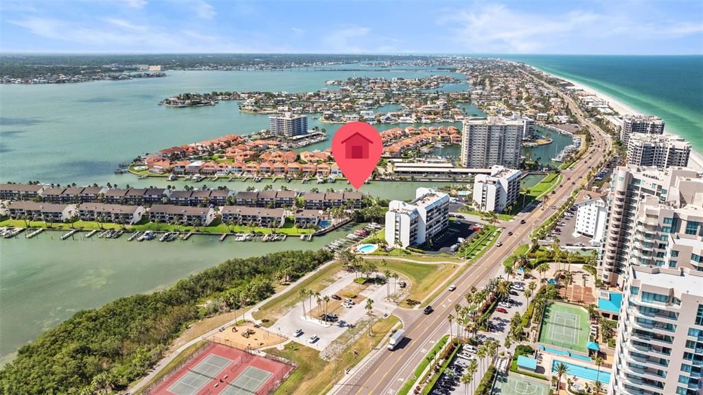 En Venta: $1,148,000 (4 camas, 3 baños, 2150 Pies cuadrados)