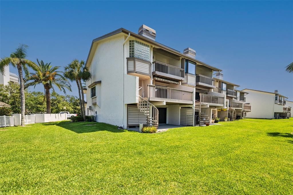 En Venta: $1,148,000 (4 camas, 3 baños, 2150 Pies cuadrados)