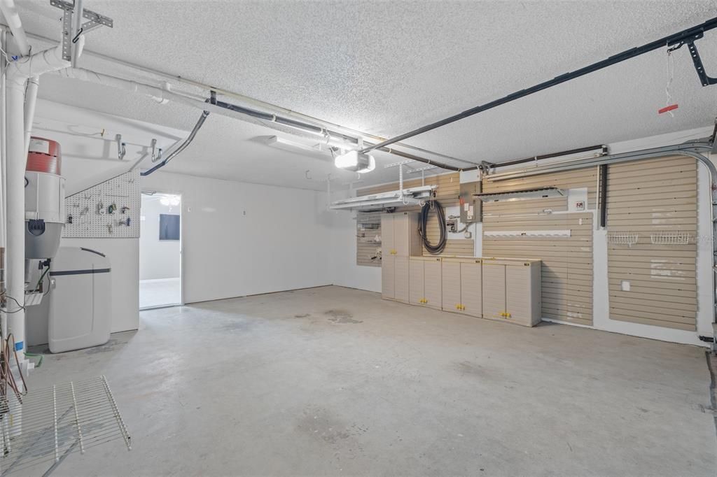 En Venta: $1,148,000 (4 camas, 3 baños, 2150 Pies cuadrados)