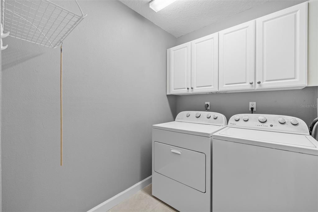 En Venta: $1,148,000 (4 camas, 3 baños, 2150 Pies cuadrados)