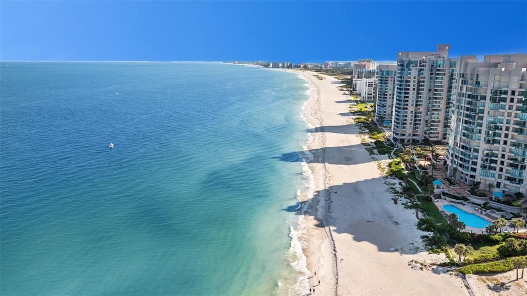 En Venta: $1,148,000 (4 camas, 3 baños, 2150 Pies cuadrados)