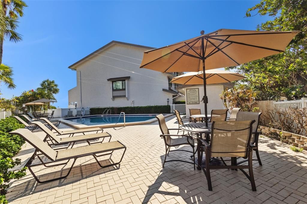 En Venta: $1,148,000 (4 camas, 3 baños, 2150 Pies cuadrados)