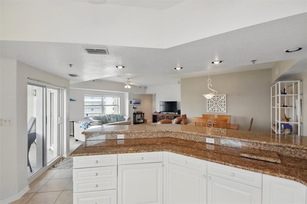 Active With Contract: $475,000 (3 beds, 2 baths, 1771 Square Feet)