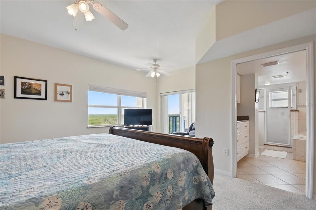 Active With Contract: $475,000 (3 beds, 2 baths, 1771 Square Feet)