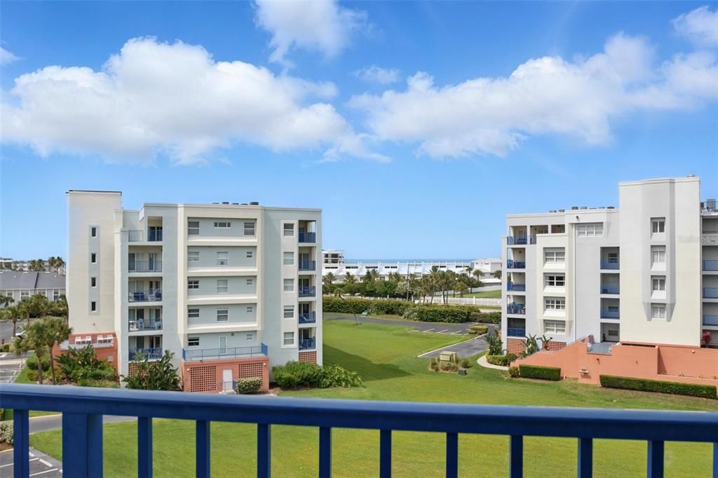 Active With Contract: $475,000 (3 beds, 2 baths, 1771 Square Feet)