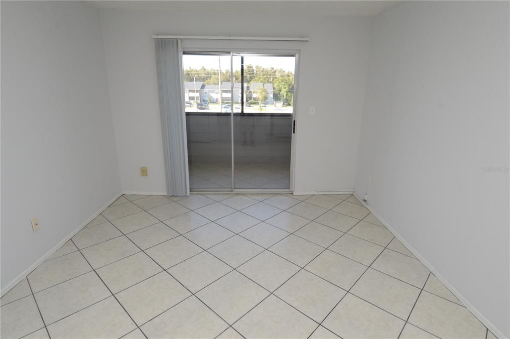 Active With Contract: $119,000 (1 beds, 1 baths, 525 Square Feet)