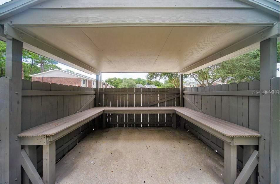 Active With Contract: $119,000 (1 beds, 1 baths, 525 Square Feet)