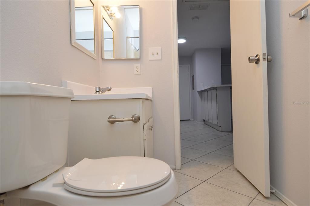 Active With Contract: $119,000 (1 beds, 1 baths, 525 Square Feet)