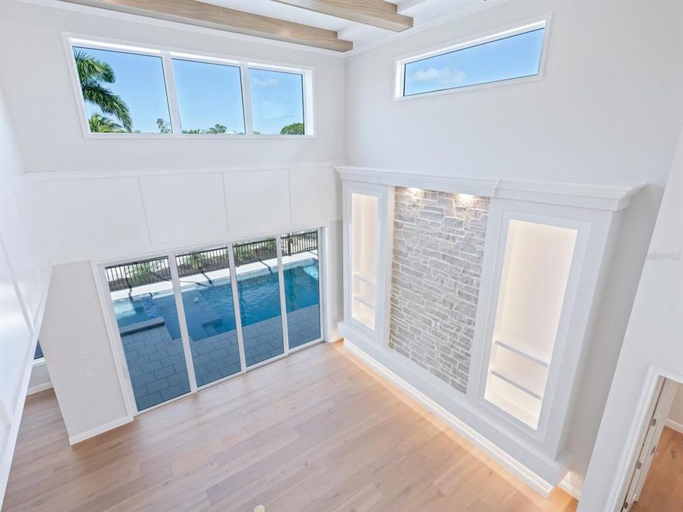 Под контрактом: $3,870,000 (4 спален, 4 ванн, 3461 Квадратных фут)