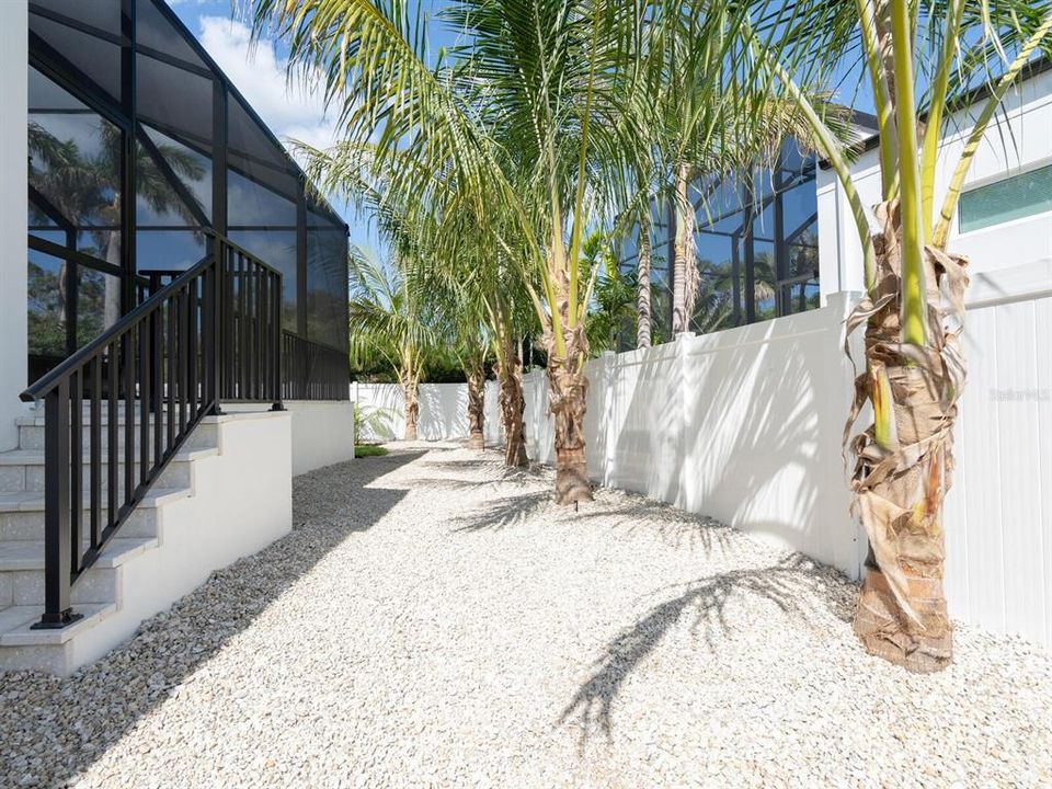 Под контрактом: $3,870,000 (4 спален, 4 ванн, 3461 Квадратных фут)