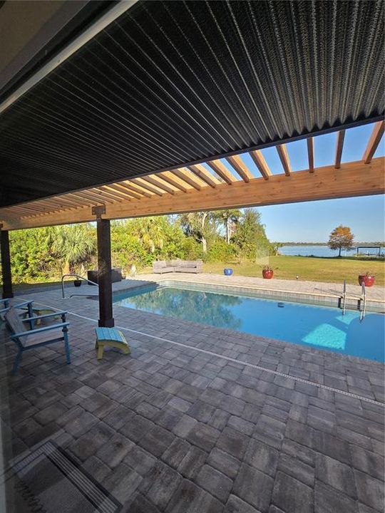 На продажу: $1,050,000 (4 спален, 2 ванн, 2162 Квадратных фут)