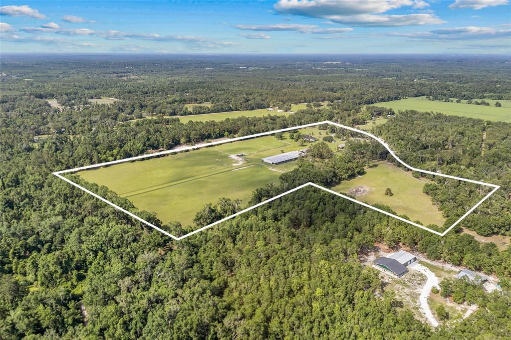 For Sale: $1,350,000 (5 beds, 3 baths, 4497 Square Feet)