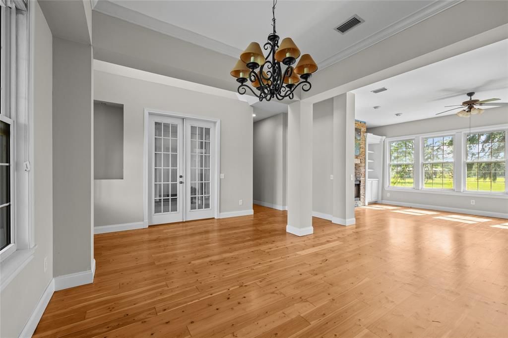 For Sale: $1,350,000 (5 beds, 3 baths, 4497 Square Feet)