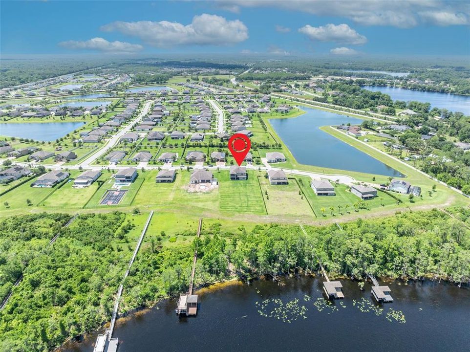 For Sale: $1,275,000 (6 beds, 5 baths, 4931 Square Feet)