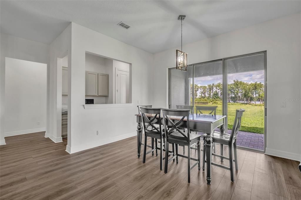 For Sale: $1,275,000 (6 beds, 5 baths, 4931 Square Feet)