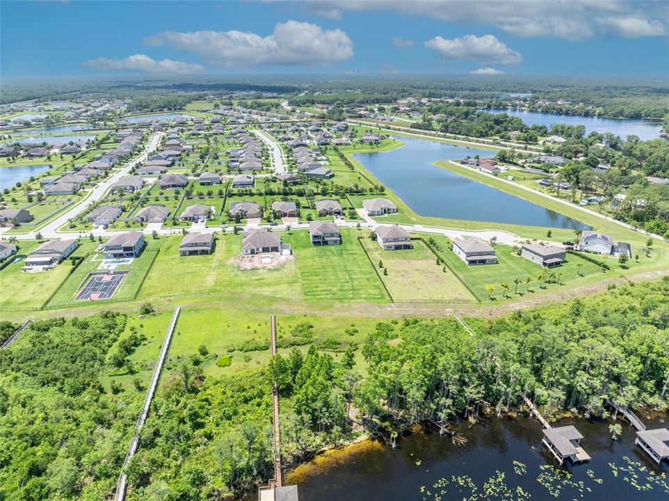 For Sale: $1,275,000 (6 beds, 5 baths, 4931 Square Feet)