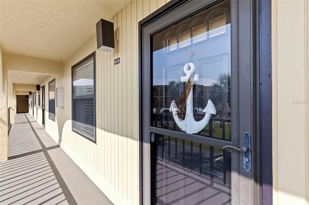 Active With Contract: $144,000 (2 beds, 2 baths, 1150 Square Feet)