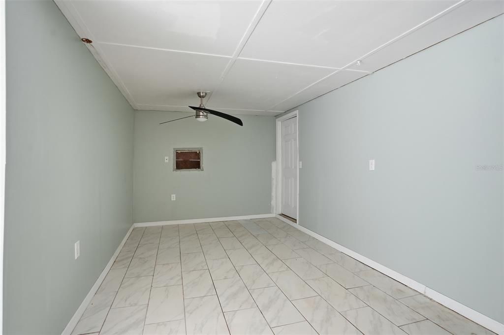 Active With Contract: $250,000 (3 beds, 2 baths, 2287 Square Feet)