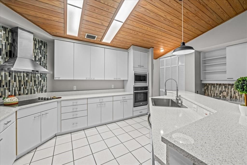 На продажу: $575,000 (4 спален, 3 ванн, 2986 Квадратных фут)