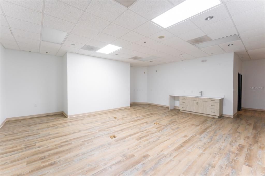 En Venta: $3,750,000 (0 camas, 0 baños, 8215 Pies cuadrados)