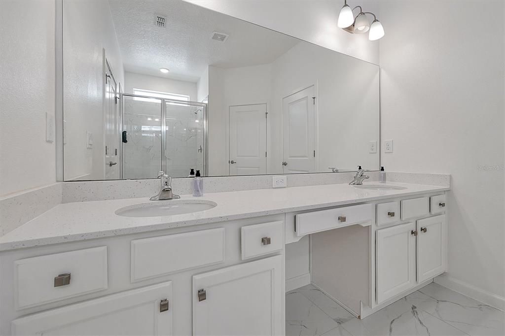 待售: $1,698,800 (15 贝兹, 15 浴室, 6249 平方英尺)